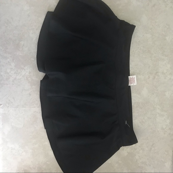 Merona Other - 4/$25 Merona skirted swim bottom Merona Other - 4/$25 Merona skirted swim bottom